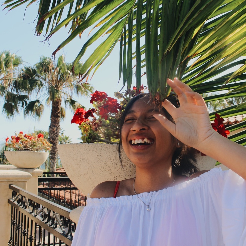 Meet your Posher, Nadya